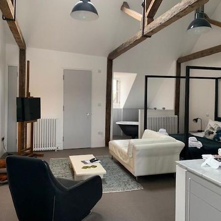 Montys Accommodation Lewes Eksteriør billede
